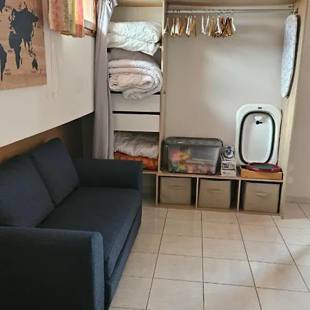Maison En Bord De